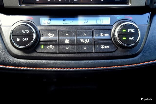 Used 2018 Toyota RAV4 SE w/ Power Extra Value Package FWD image 20