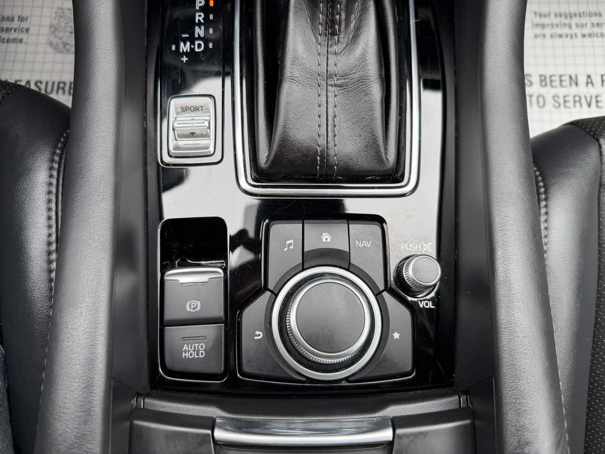 Used 2018 MAZDA MAZDA6 Touring FWD image 17