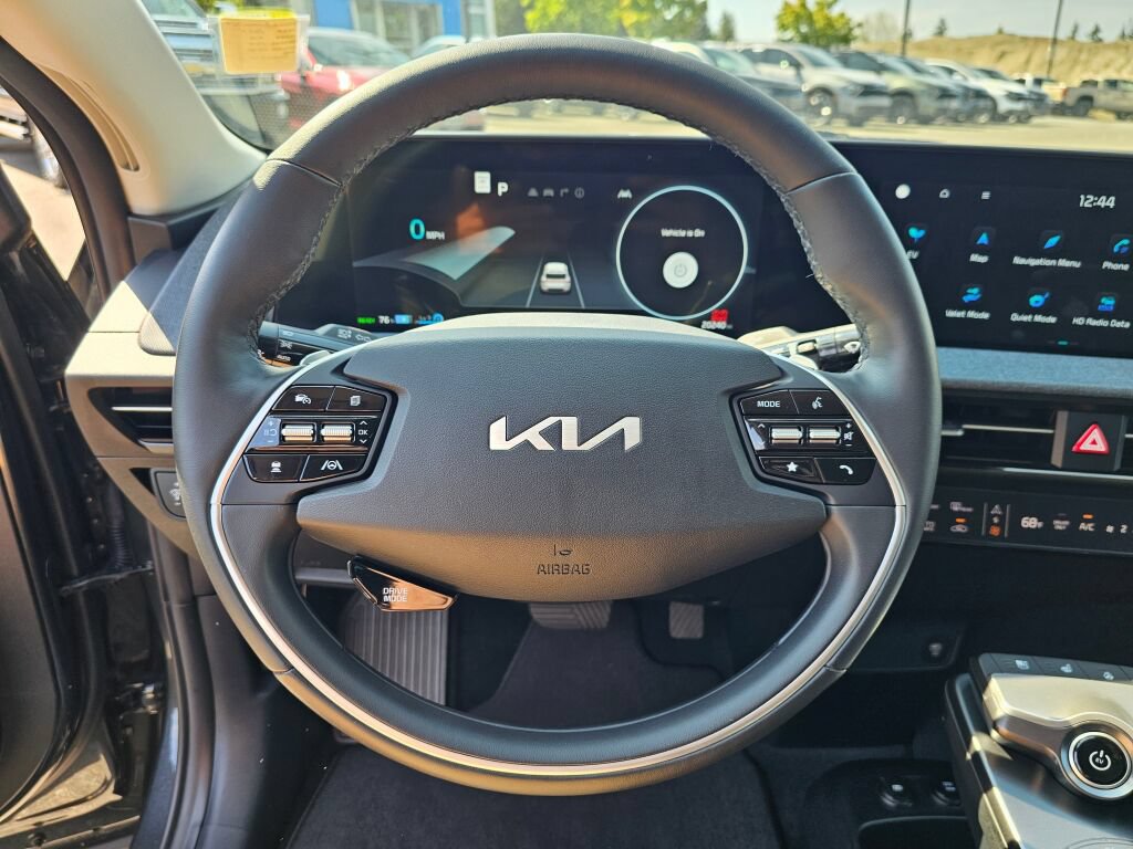 Certified 2024 Kia EV6 Wind w/ Wind Technology Package AWD/4WD image 11