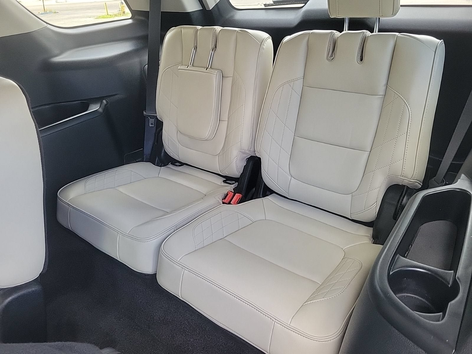 Used 2018 Ford Explorer Platinum AWD/4WD image 15