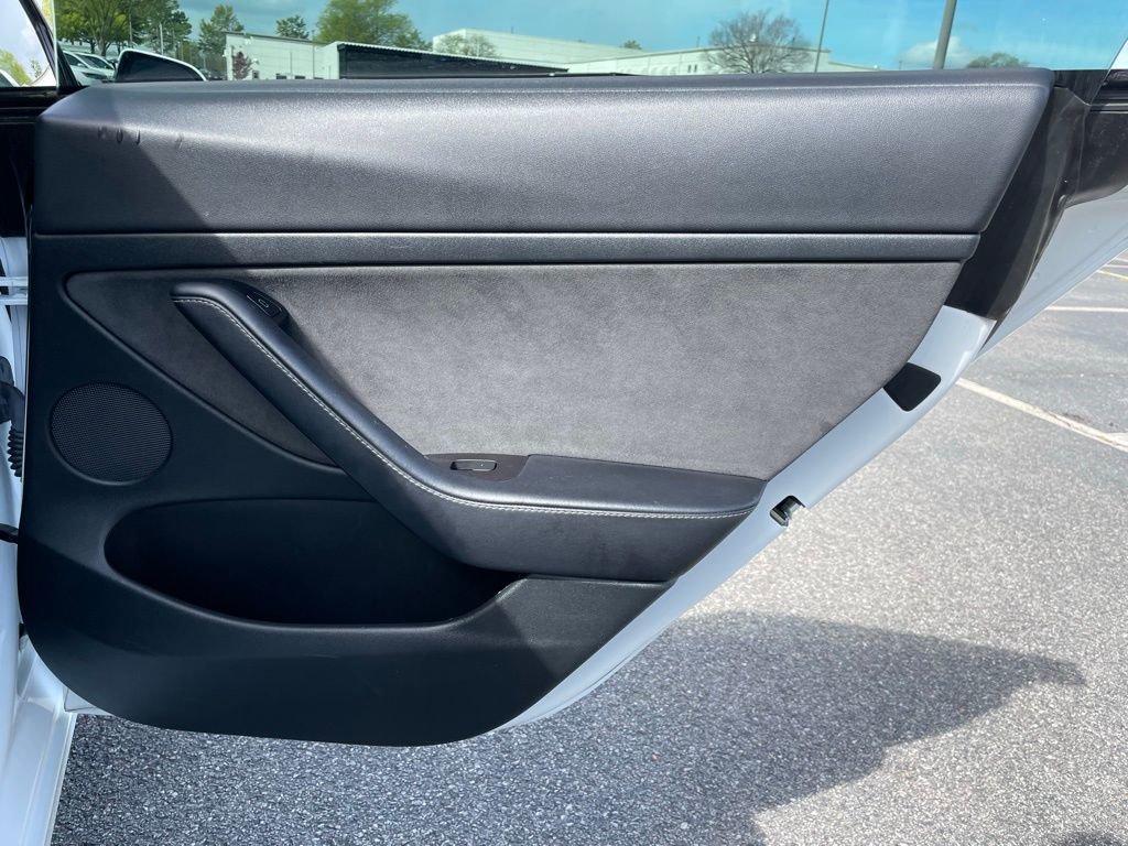 Used 2022 Tesla Model 3 Performance image 31