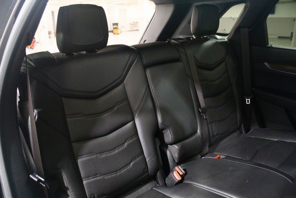 Used 2017 Cadillac XT5 Platinum image 26