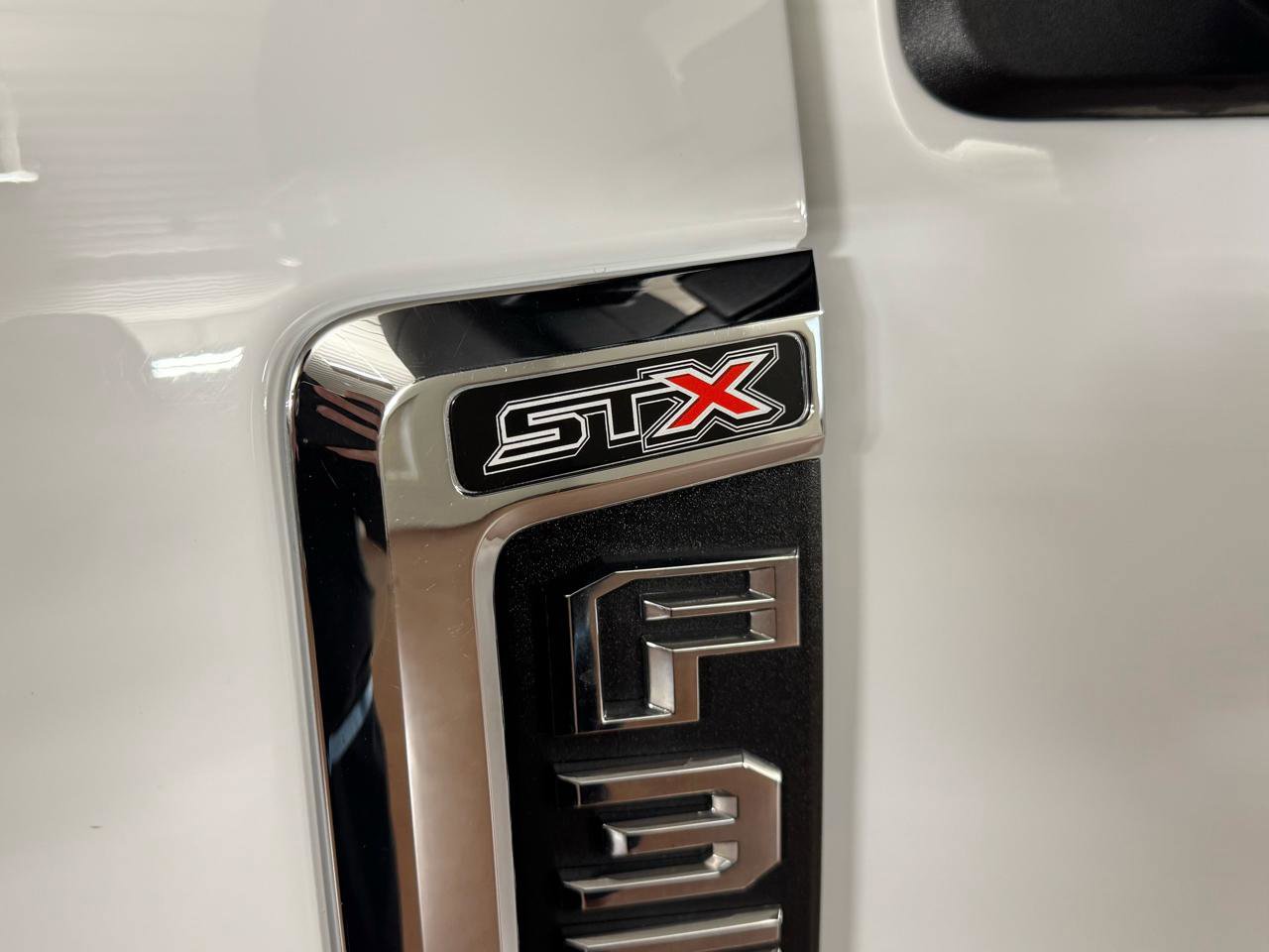 Used 2022 Ford F350 XL w/ STX Appearance Package AWD/4WD image 13