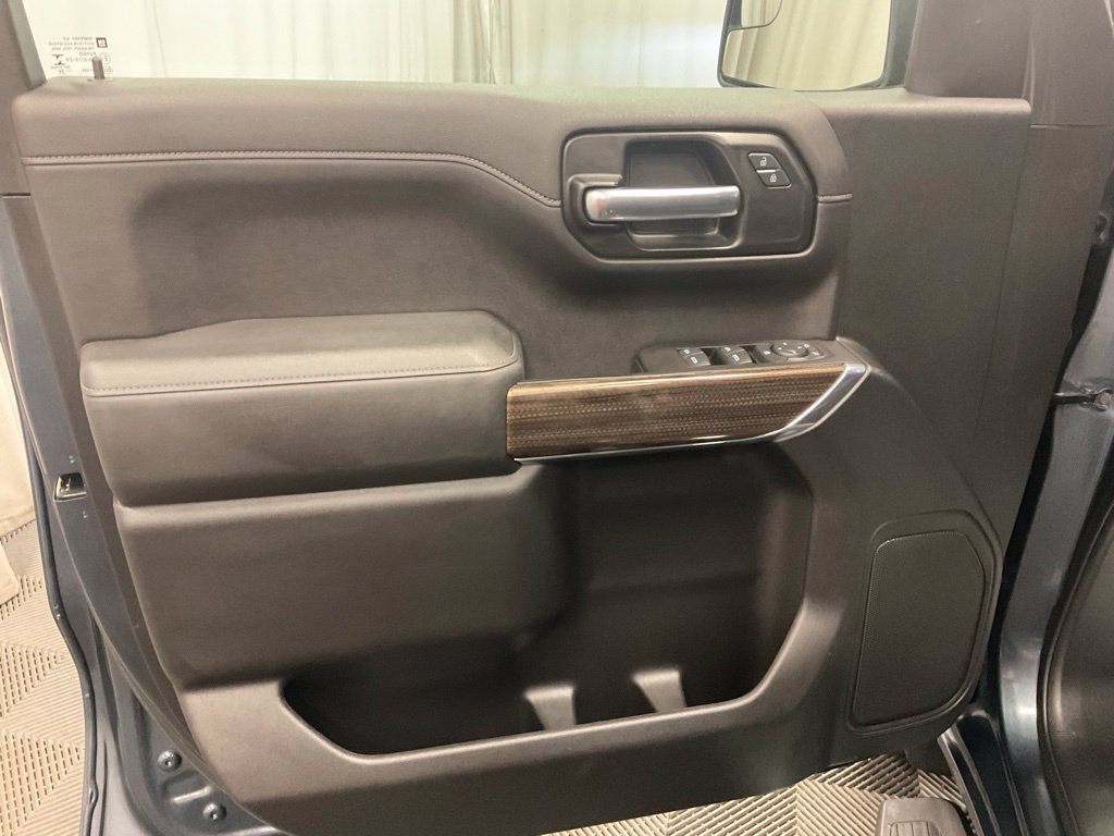 Used 2020 Chevrolet Silverado 1500 RST AWD/4WD image 12