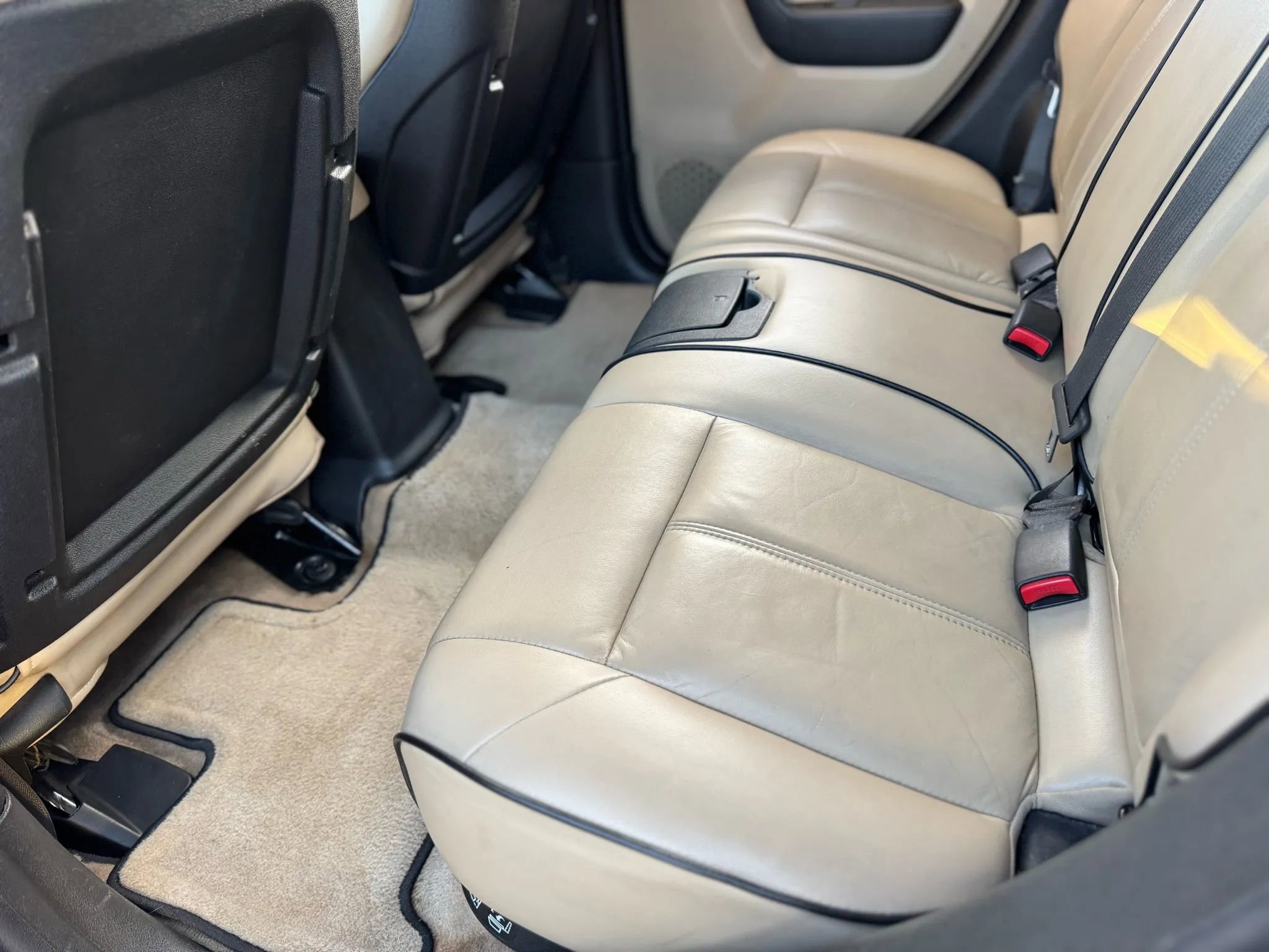 Used 2008 HUMMER H3 Luxury image 32