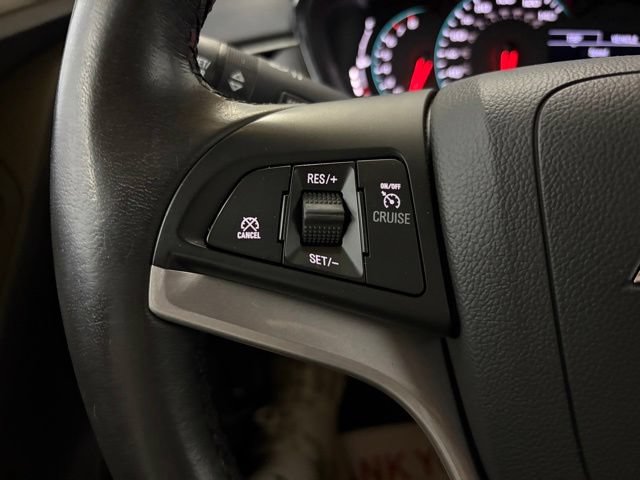 Used 2020 Chevrolet Trax LT w/ LT Convenience Package AWD/4WD image 51