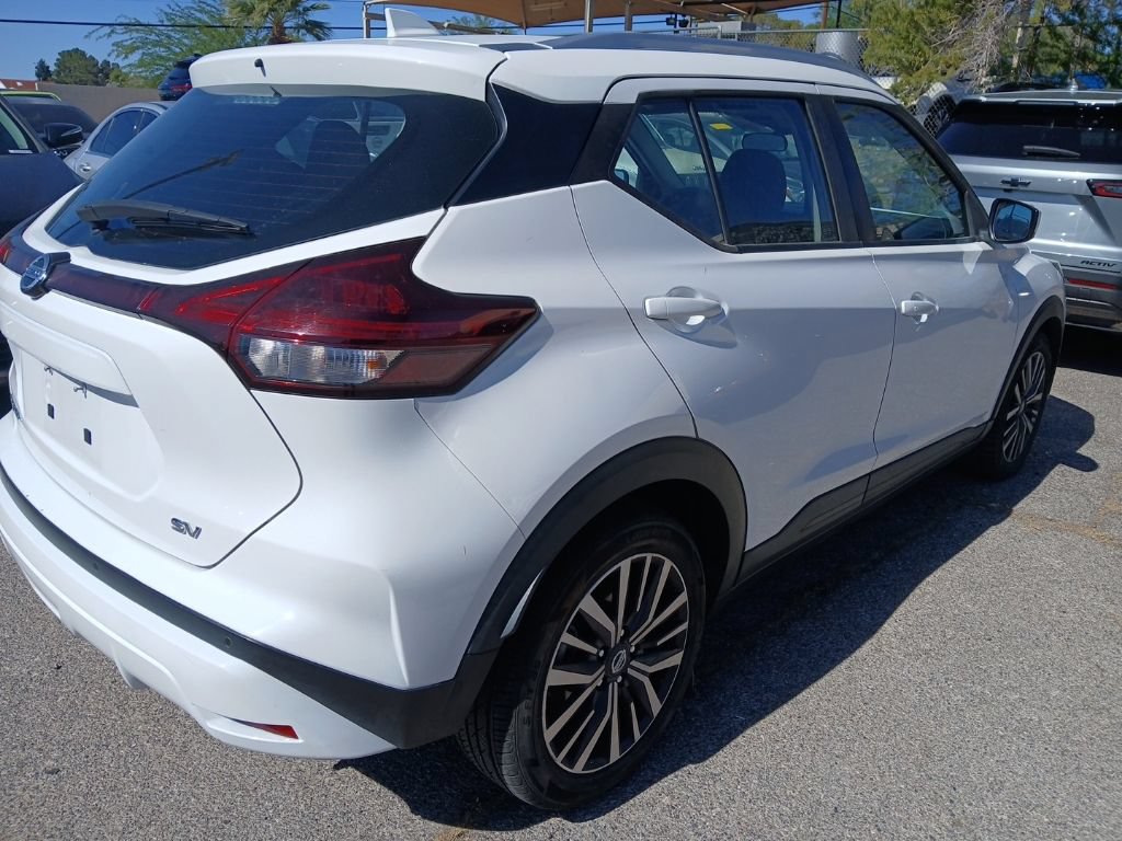 Certified 2021 Nissan Kicks SV FWD image 5