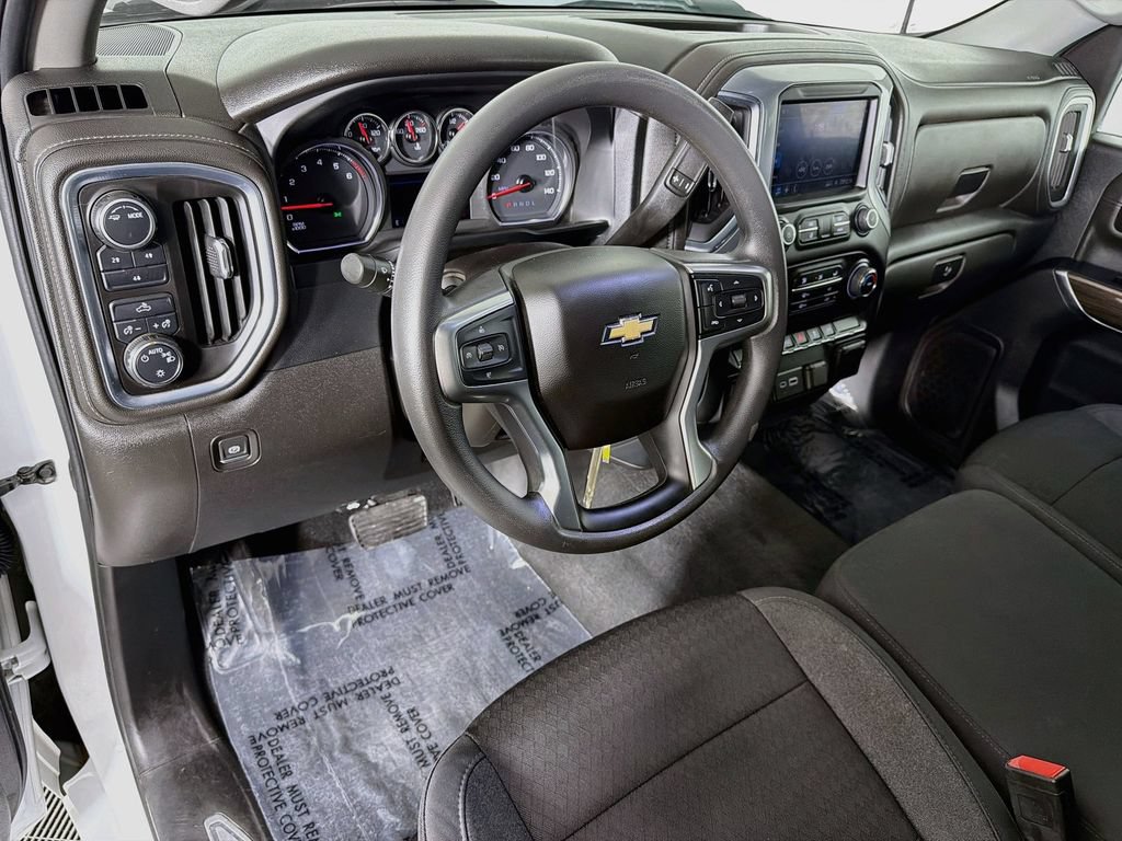 Used 2022 Chevrolet Silverado 2500 LT AWD/4WD image 9