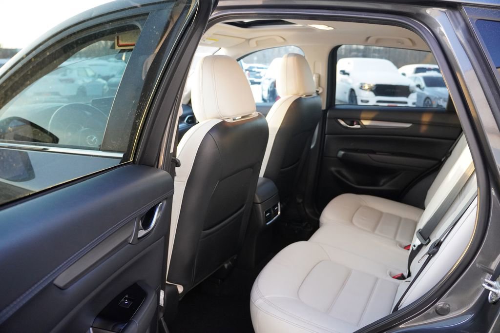 Used 2022 MAZDA CX-5 AWD 2.5 S w/ Preferred Package image 16