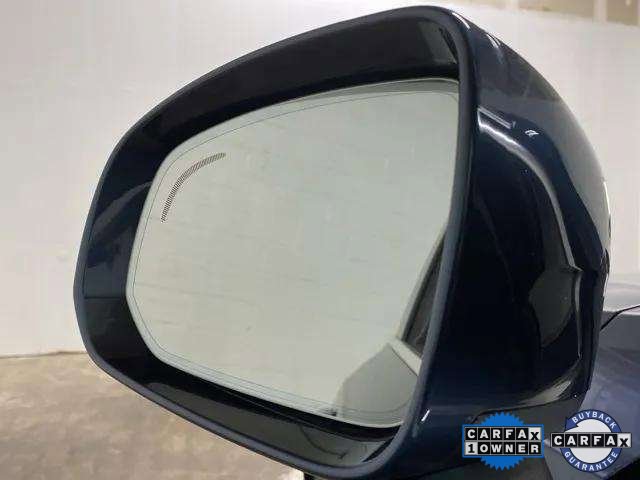 Used 2025 Volvo XC90 B6 Plus image 95