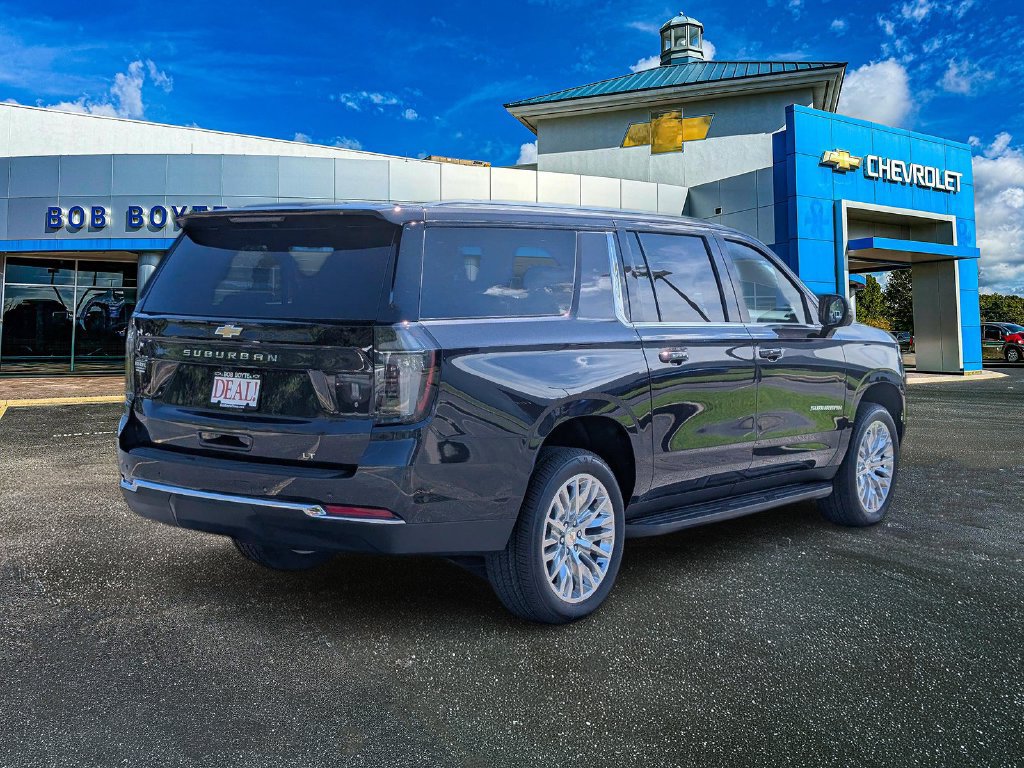 New 2027 Chevrolet Suburban LT w/ Comfort Package RWD image 6