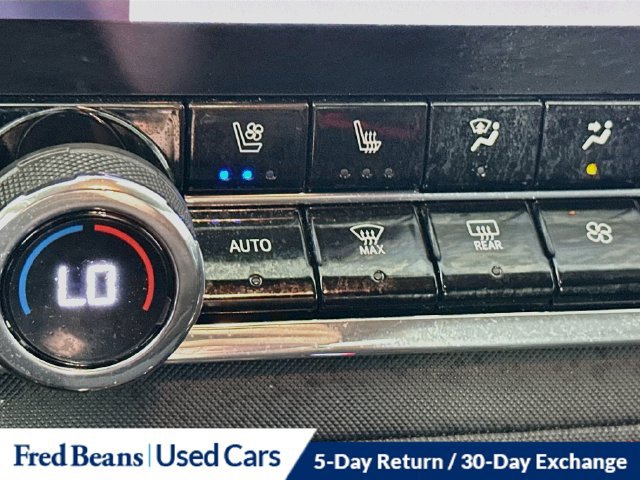 Used 2023 Chevrolet Colorado Z71 w/ Z71 Convenience Package 2 AWD/4WD image 26