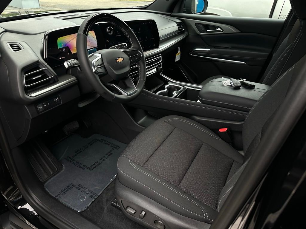 New 2026 Chevrolet Traverse LT w/ Enhanced Driving Package FWD image 11