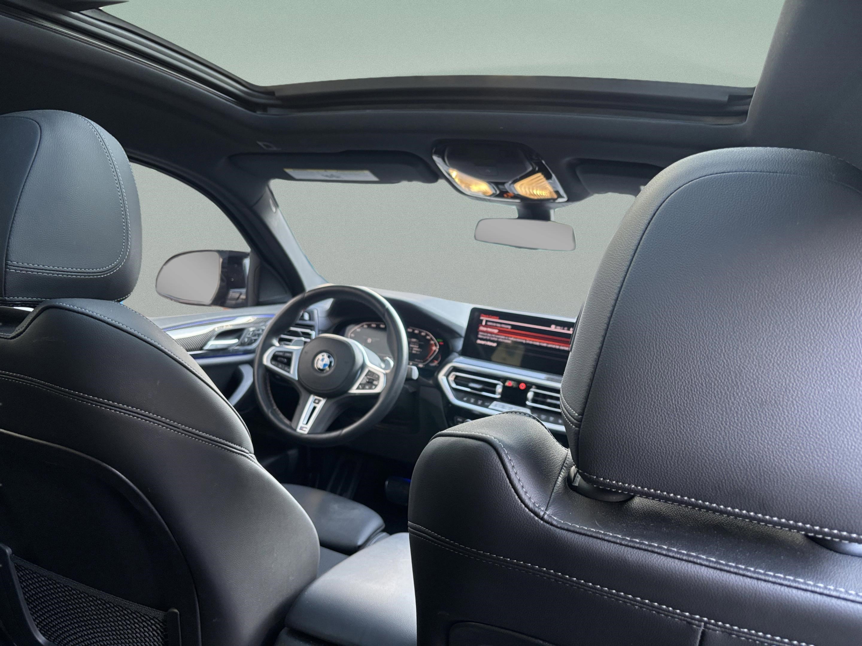 Used 2024 BMW X4 M40i w/ Premium Package image 30