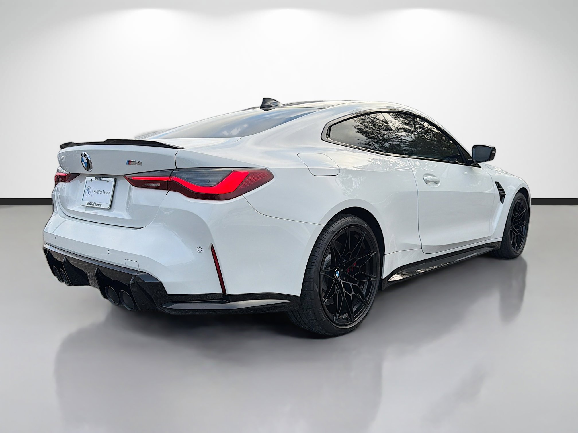 Used 2022 BMW M4 Executive w/ Executive Package image 3