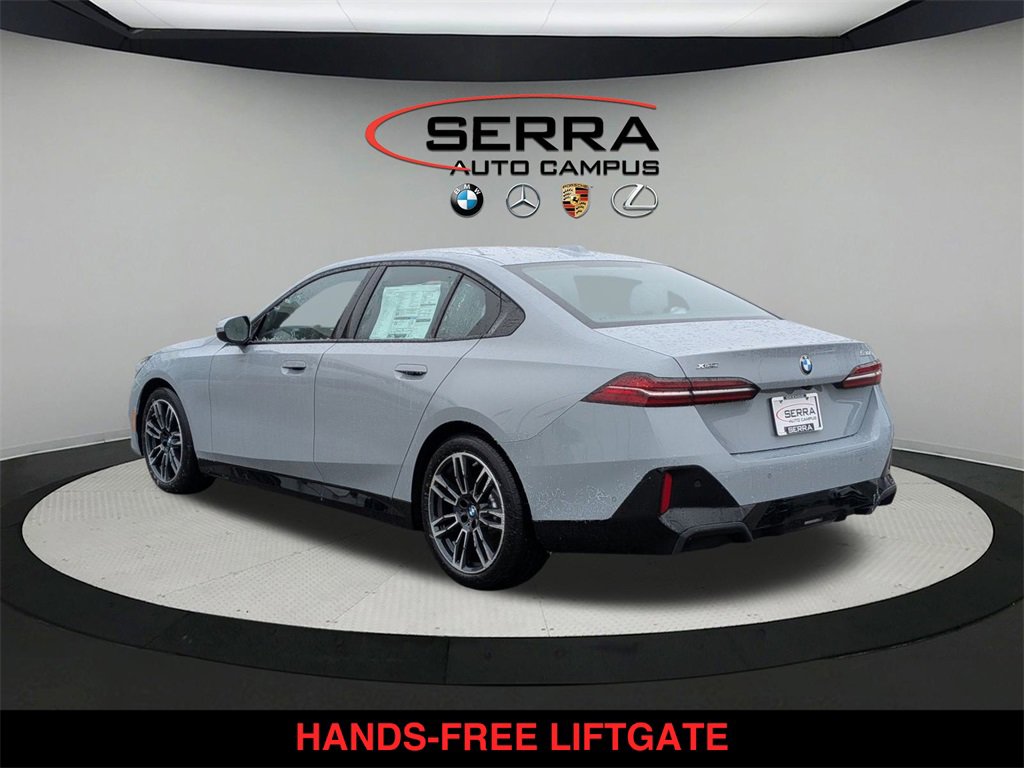 New 2026 BMW 530i xDrive w/ M Sport Package image 5