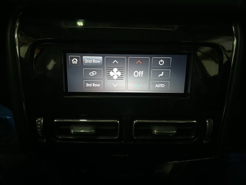 Used 2023 Lincoln Aviator Reserve w/ Equipment Group 201A image 39