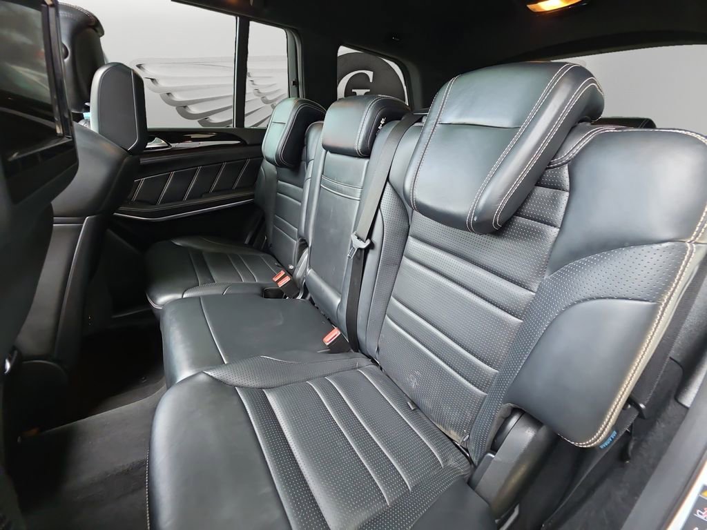 Used 2016 Mercedes-Benz GL 63 AMG 4MATIC image 22