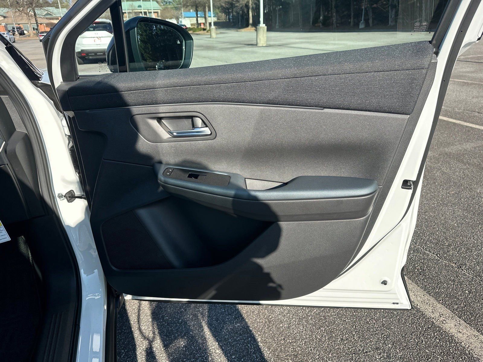 New 2026 Nissan Leaf SV+ w/ Floor Mat Package (SV+) FWD image 14