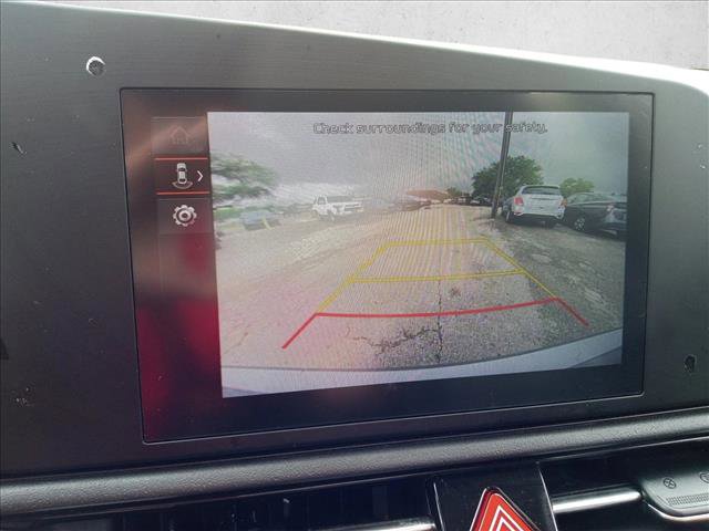 Used 2023 Kia Niro LX FWD image 21
