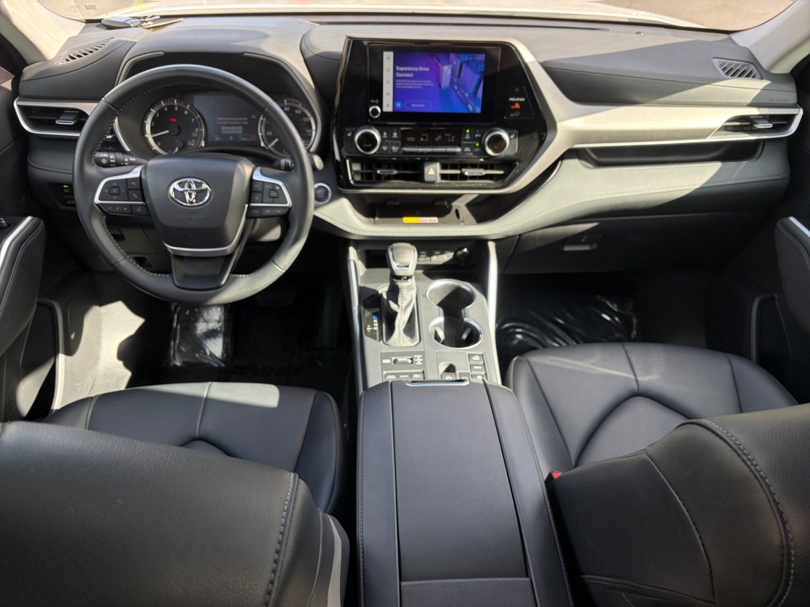 Used 2026 Toyota Highlander XLE AWD/4WD image 26