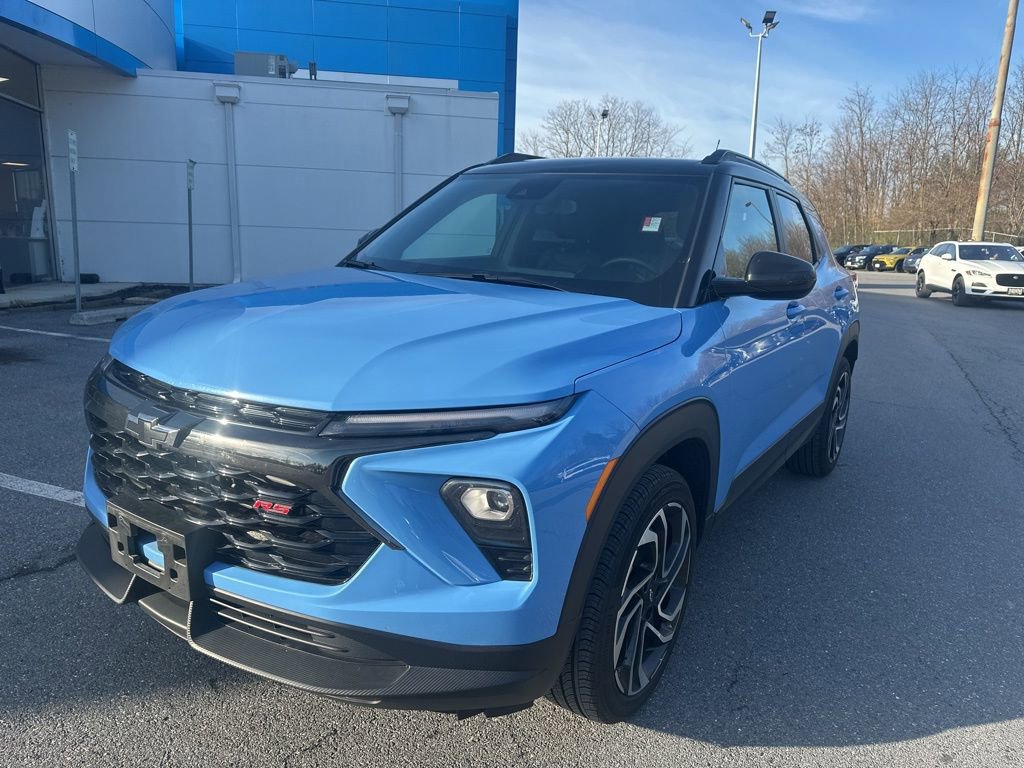 Certified 2024 Chevrolet TrailBlazer RS w/ Driver Confidence Package image 1