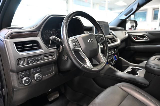 Used 2021 Chevrolet Suburban Z71 w/ Luxury Package image 21