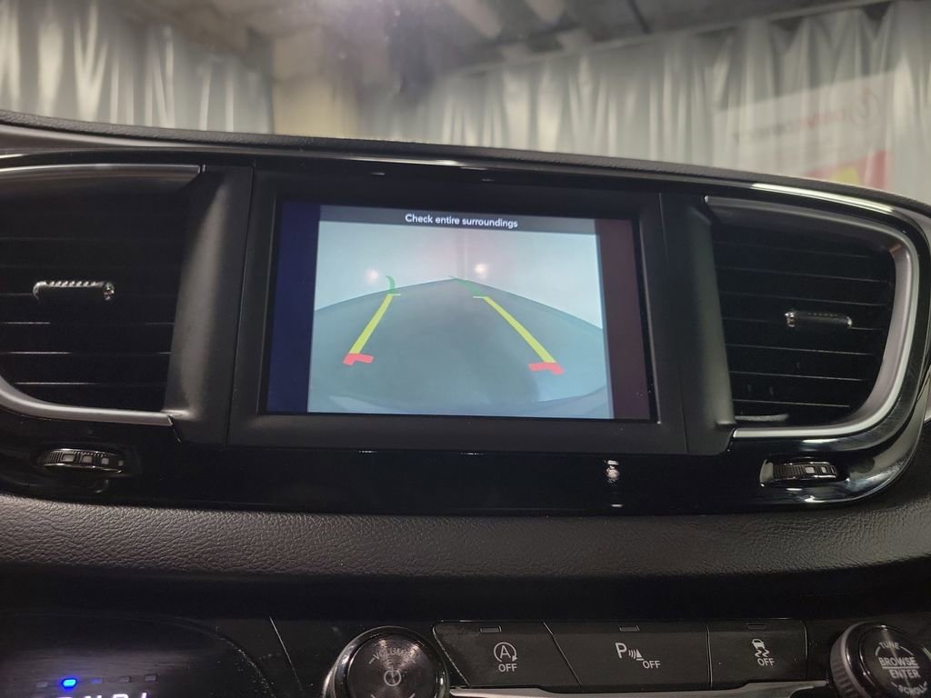 Used 2019 Chrysler Pacifica Touring Plus w/ S Appearance Package image 17