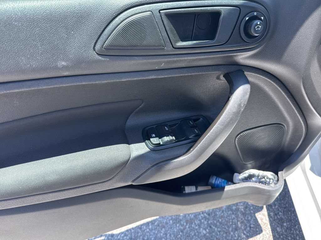 Used 2019 Ford Fiesta SE FWD image 14