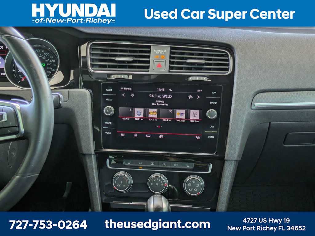 Used 2019 Volkswagen GTI SE FWD image 19