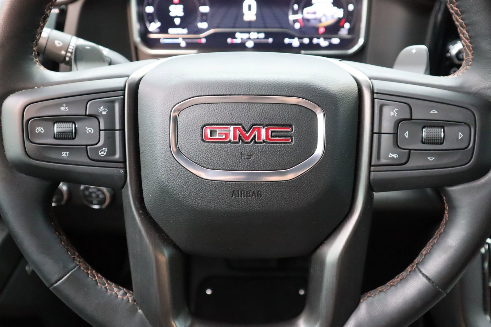 Used 2024 GMC Sierra 1500 AT4 w/ Technology Package image 33