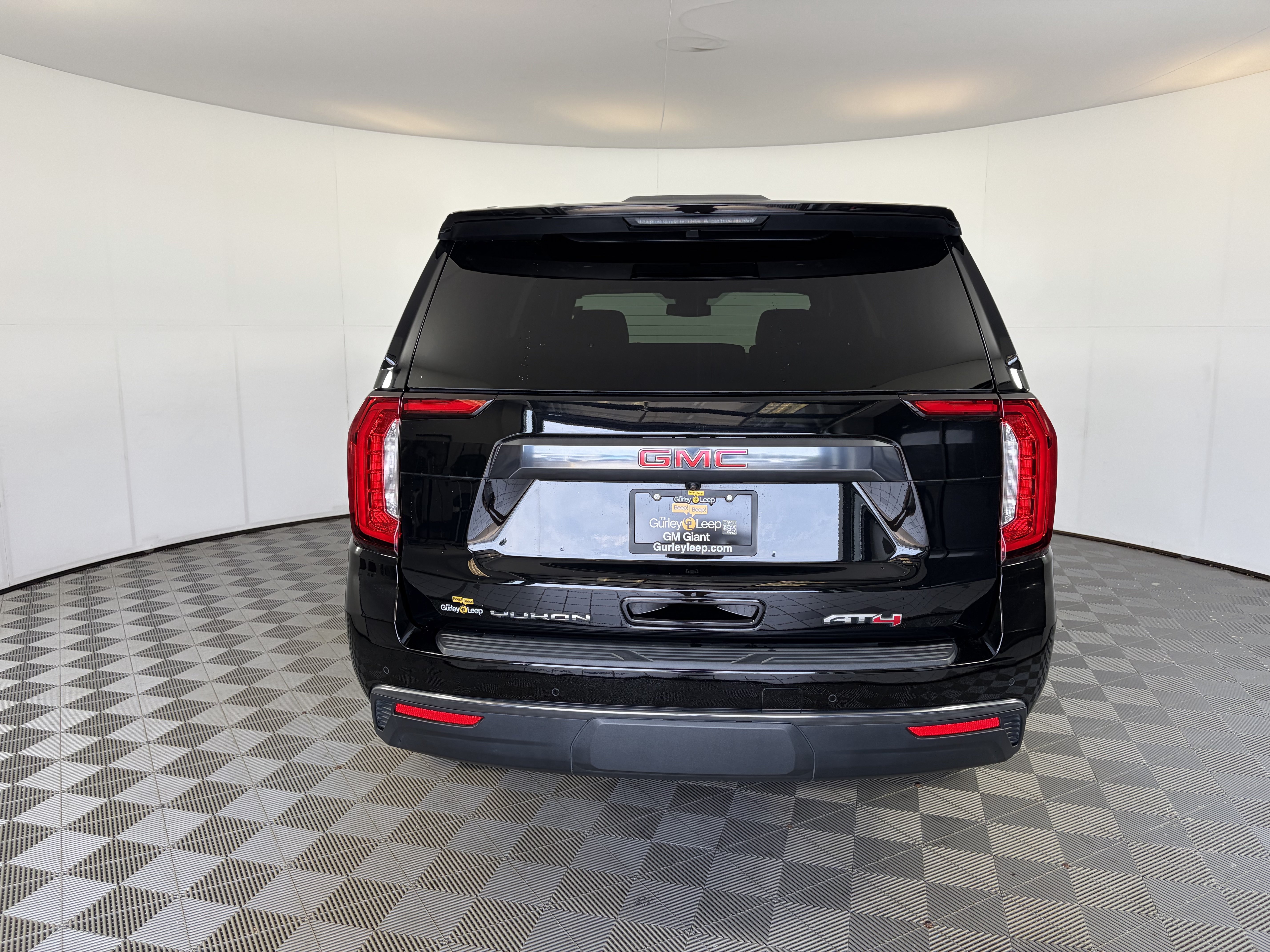 Used 2023 GMC Yukon AT4 w/ LPO, Floor Liner Package AWD/4WD image 9