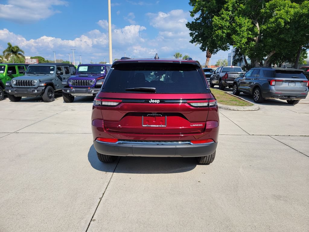 New 2026 Jeep Grand Cherokee Laredo X RWD image 4