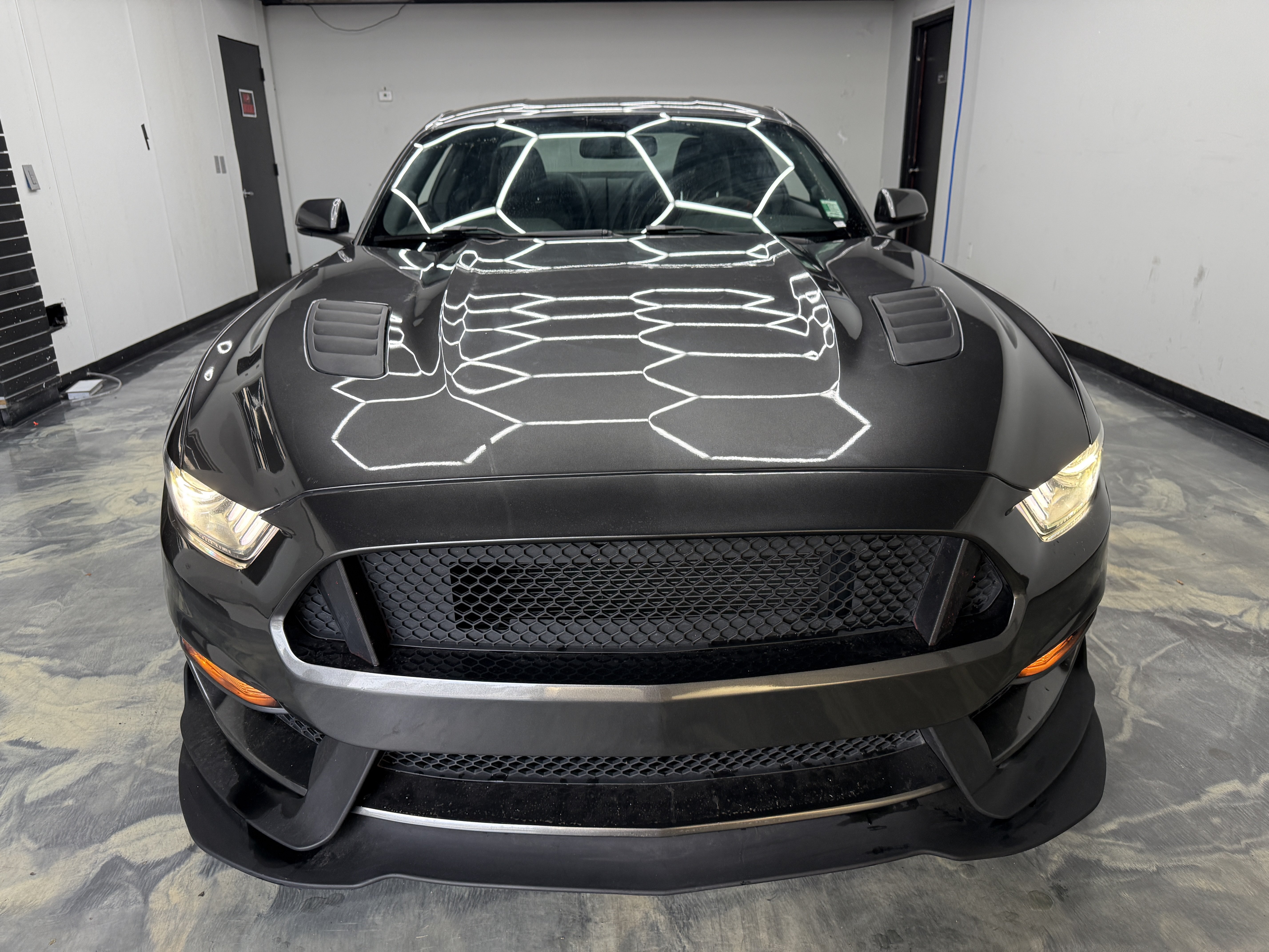 Used 2015 Ford Mustang GT Premium w/ Equipment Group 401A RWD image 7