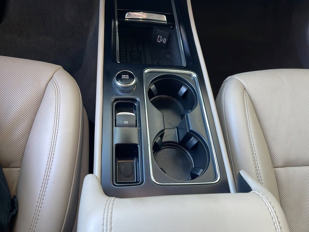 Used 2023 Lincoln Corsair Reserve w/ Equipment Group 201A image 22