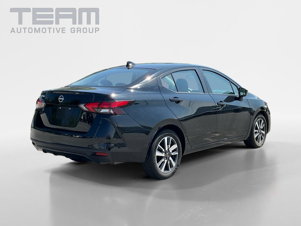 Used 2025 Nissan Versa SV FWD image 7