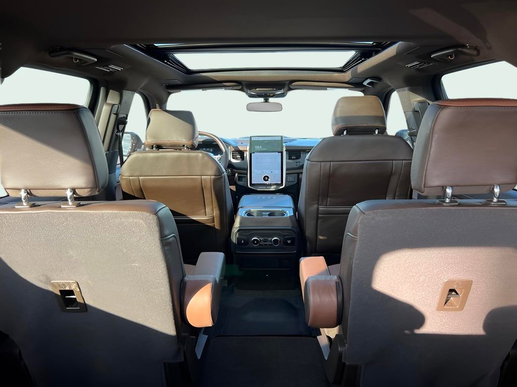 Used 2024 Ford Expedition King Ranch image 19