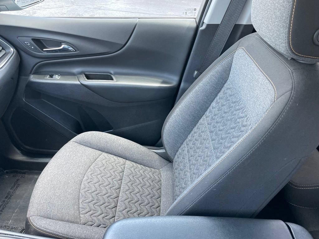 Used 2024 Chevrolet Equinox LT AWD/4WD image 18