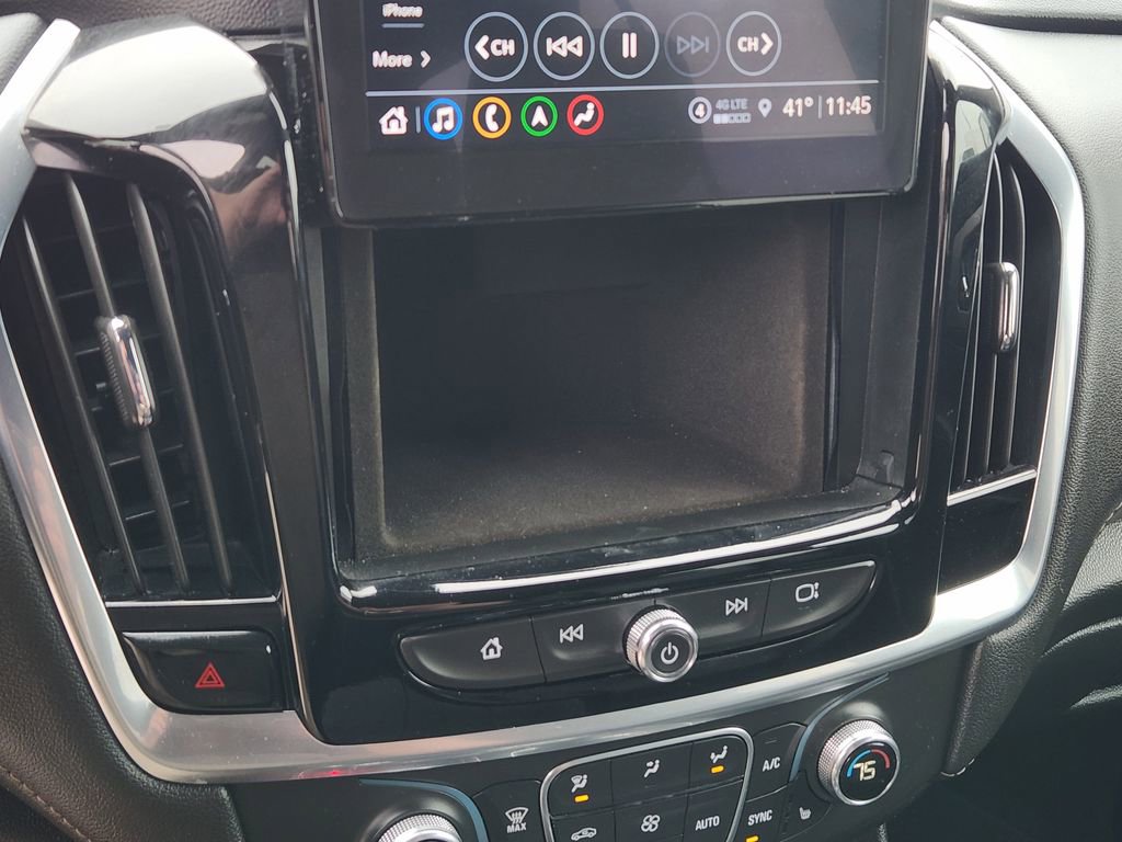 Used 2022 Chevrolet Traverse LT w/ LT Premium Package image 22