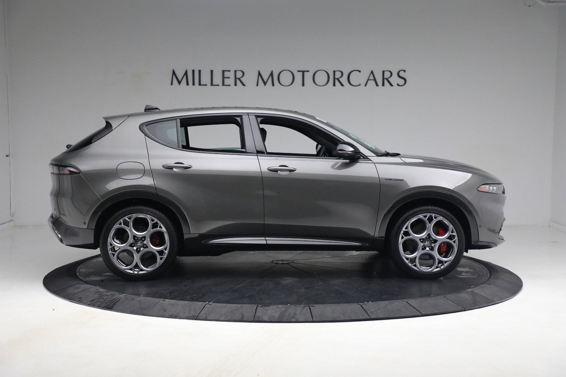 Used 2024 Alfa Romeo Tonale Veloce image 13