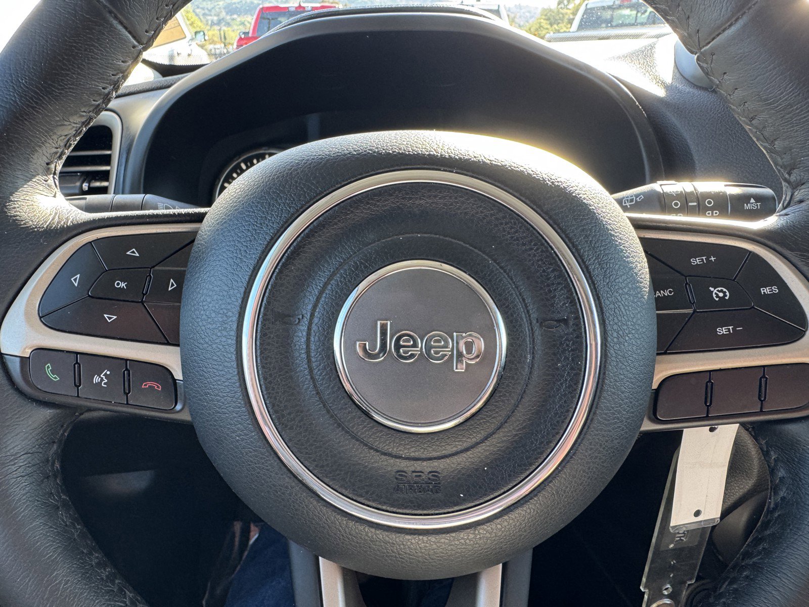 Used 2016 Jeep Renegade Latitude image 26