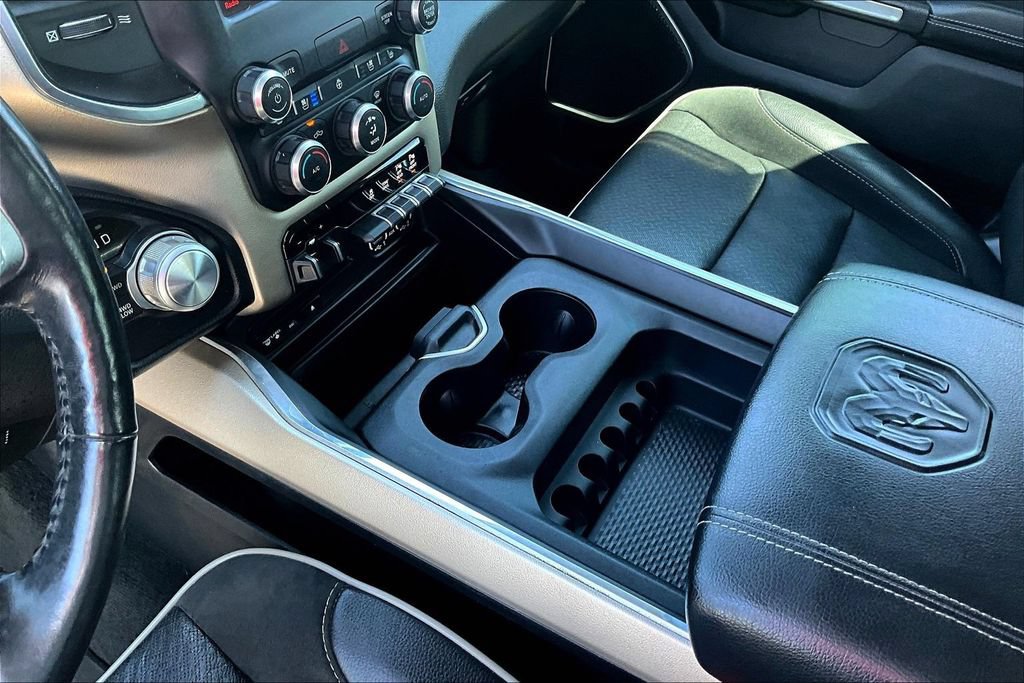 Used 2019 RAM 1500 Laramie AWD/4WD image 14