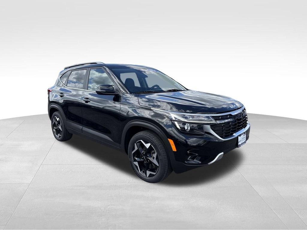 Certified 2024 Kia Seltos EX AWD/4WD image 4