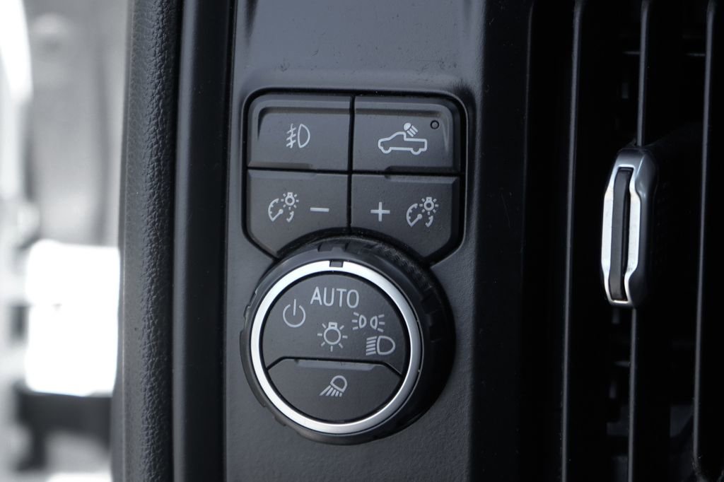 Used 2021 Chevrolet Silverado 1500 W/T w/ WT Value Package image 19