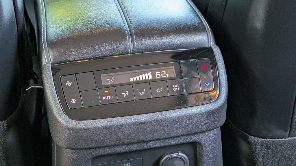 Used 2024 INFINITI QX60 Luxe w/ Vision Package image 26