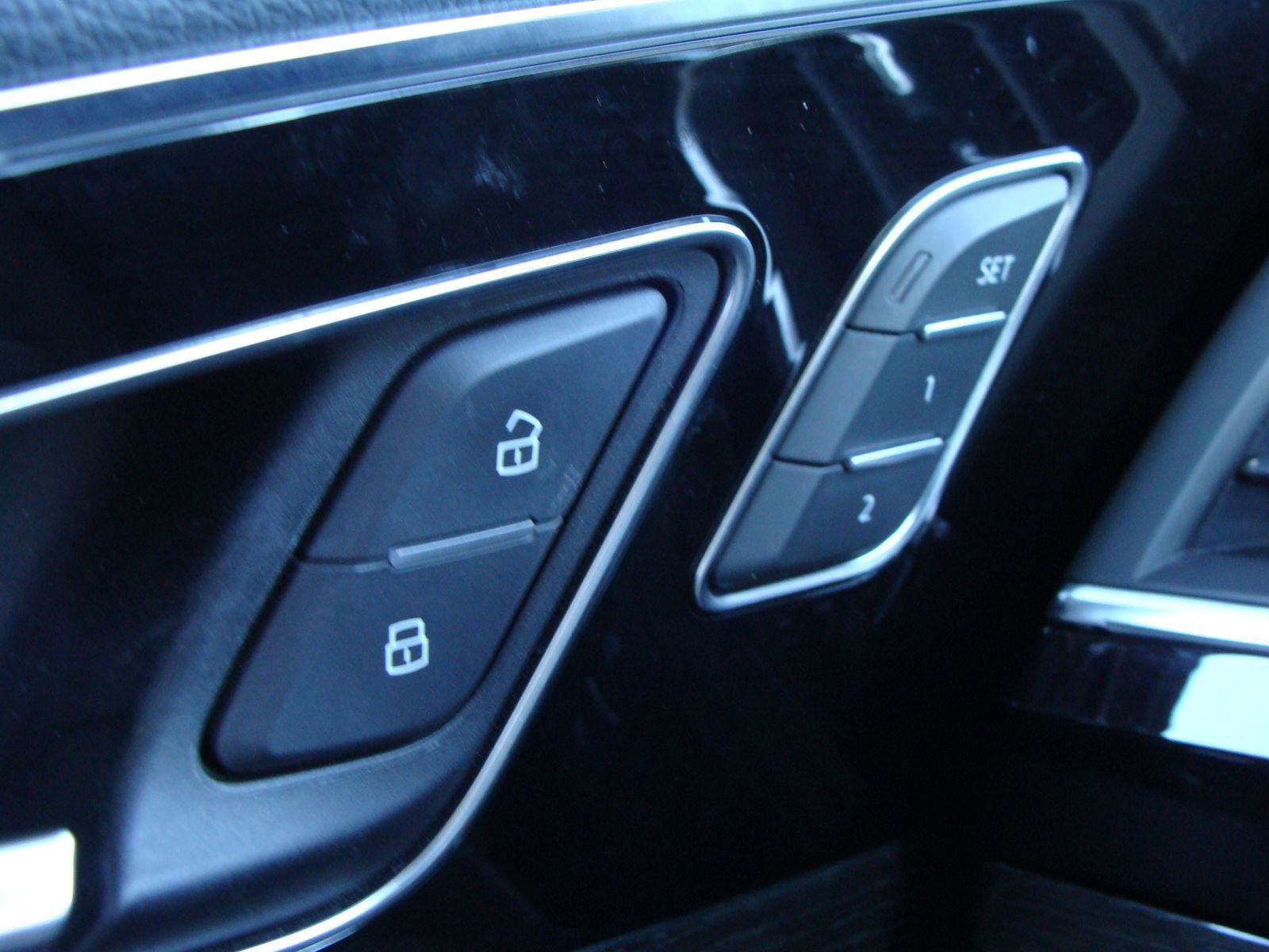 Used 2019 Audi Q7 3.0T Prestige w/ Prestige Package image 33