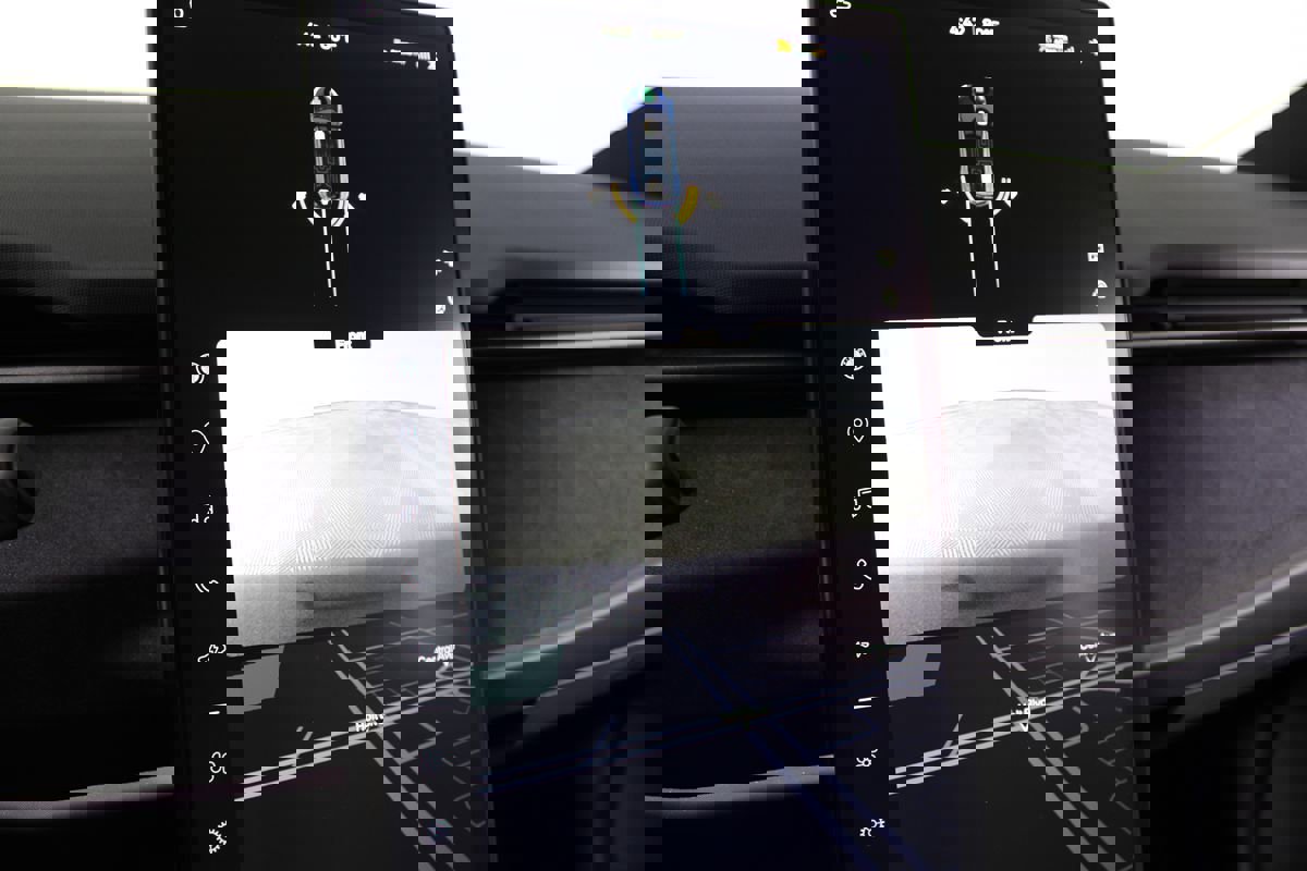 Used 2023 Fisker Ocean Extreme image 29