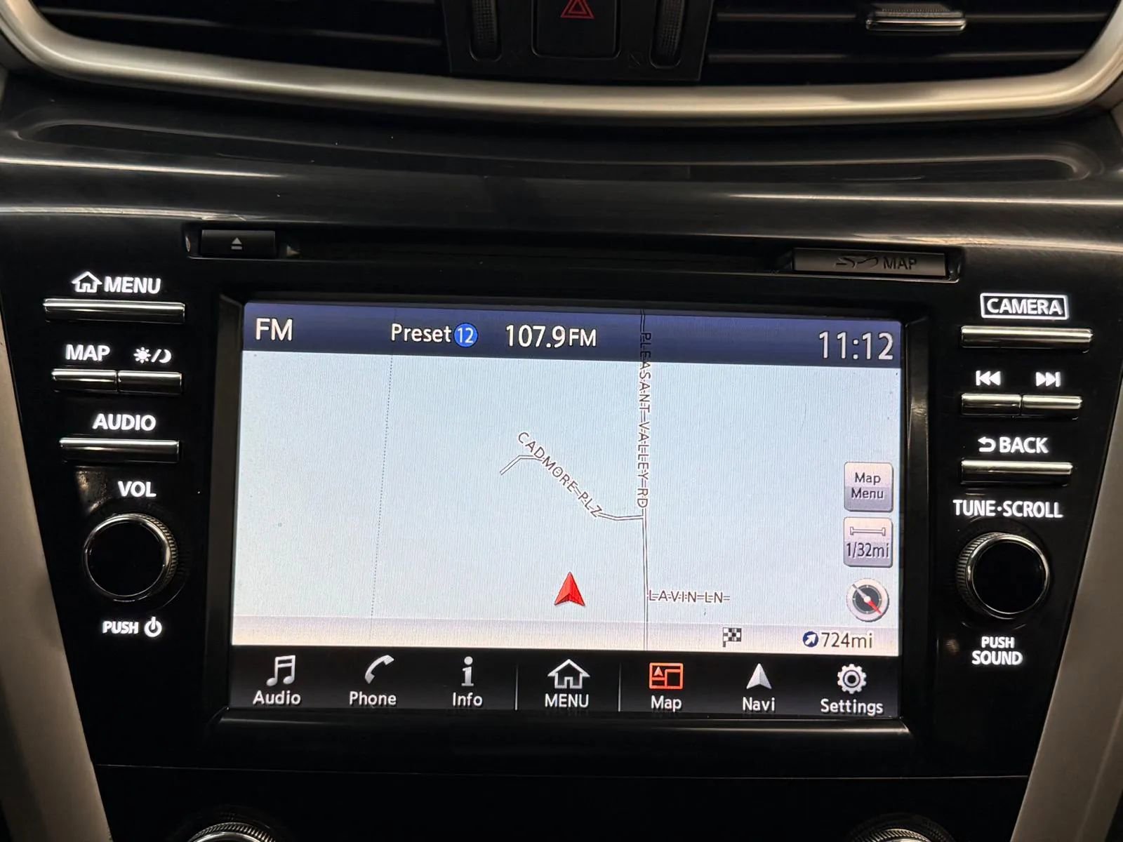 Used 2016 Nissan Murano SV image 32