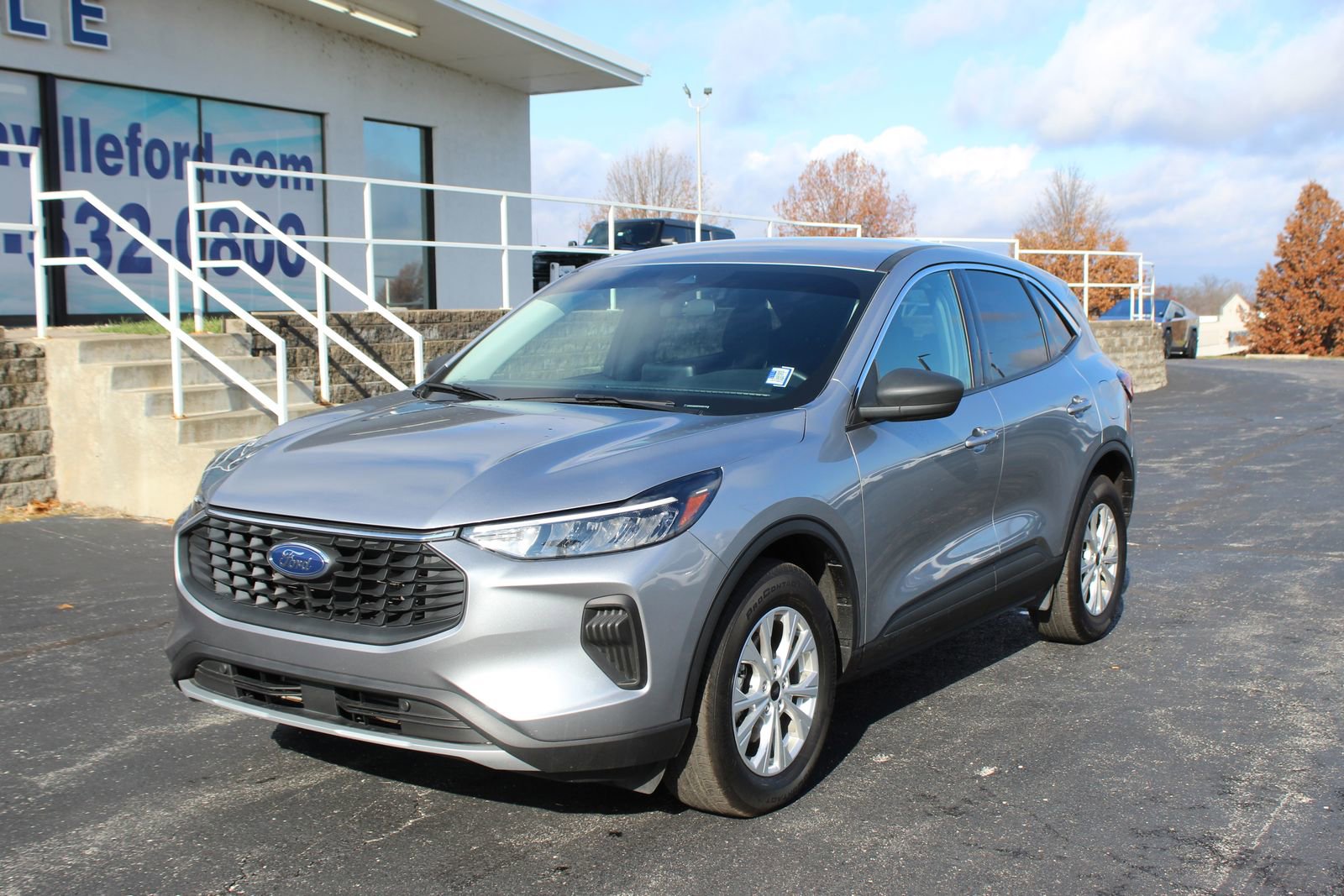 Used 2023 Ford Escape Active image 2