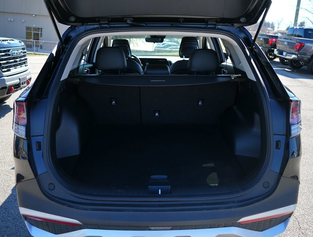 Used 2025 Kia Sportage EX image 23